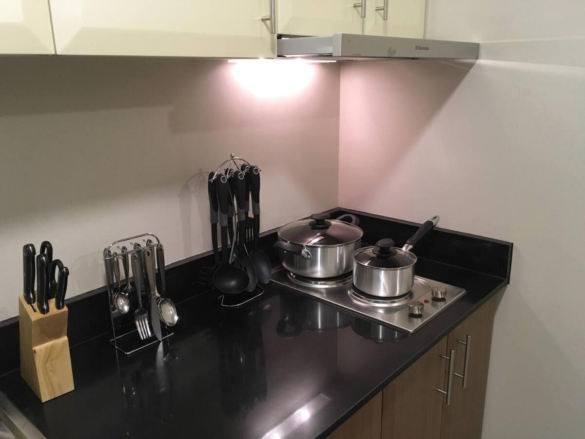 2 Bedroom Condo Apartment Near Naia 3 Pasay City Маніла Екстер'єр фото